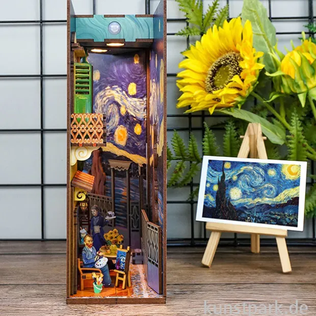 TONECHEER Book Nook - Vincent's World